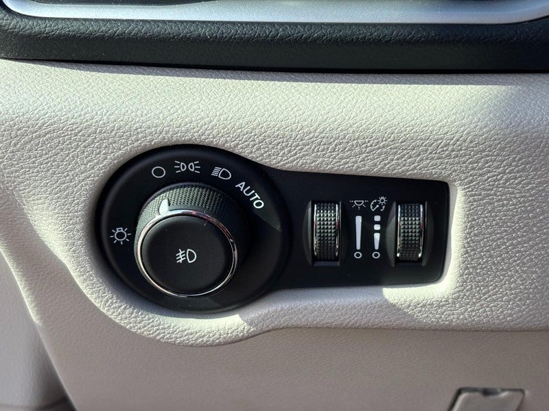 2017 Chrysler Pacifica Touring-L FWD