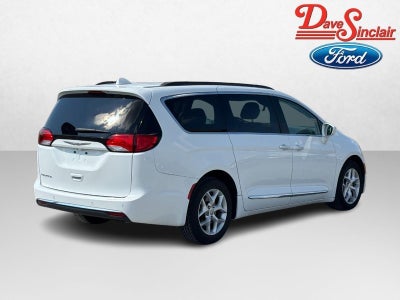 2017 Chrysler Pacifica Touring-L FWD