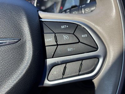 2017 Chrysler Pacifica Limited FWD