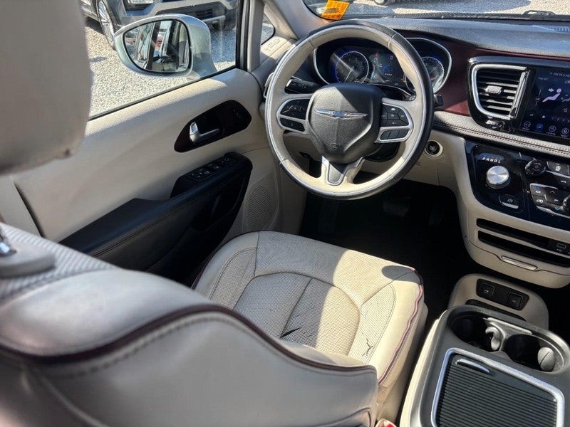 2020 Chrysler Pacifica Limited FWD