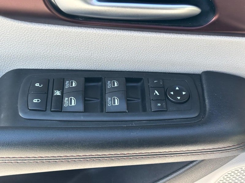 2020 Chrysler Pacifica Limited FWD