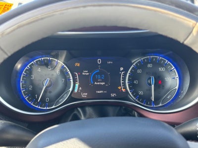 2020 Chrysler Pacifica Limited FWD