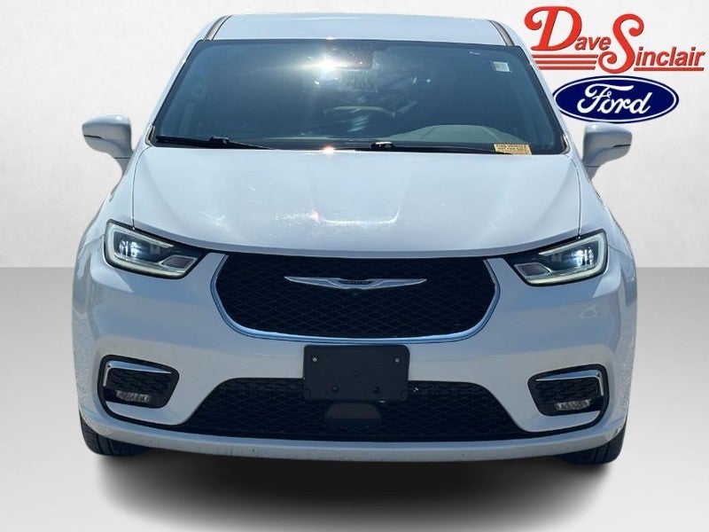2022 Chrysler Pacifica Hybrid Touring L FWD