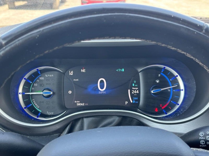 2022 Chrysler Pacifica Hybrid Touring L FWD