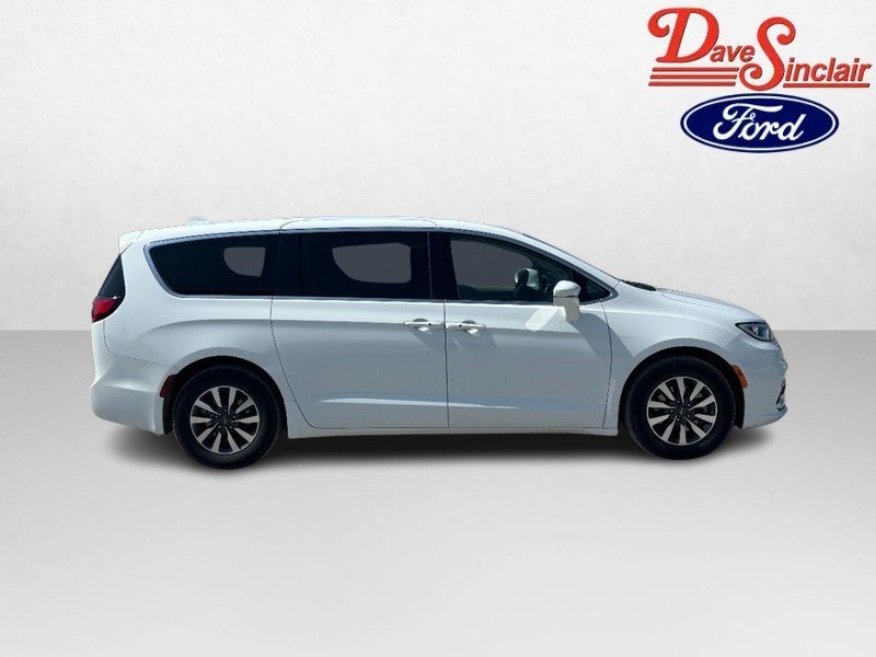2022 Chrysler Pacifica Hybrid Touring L FWD
