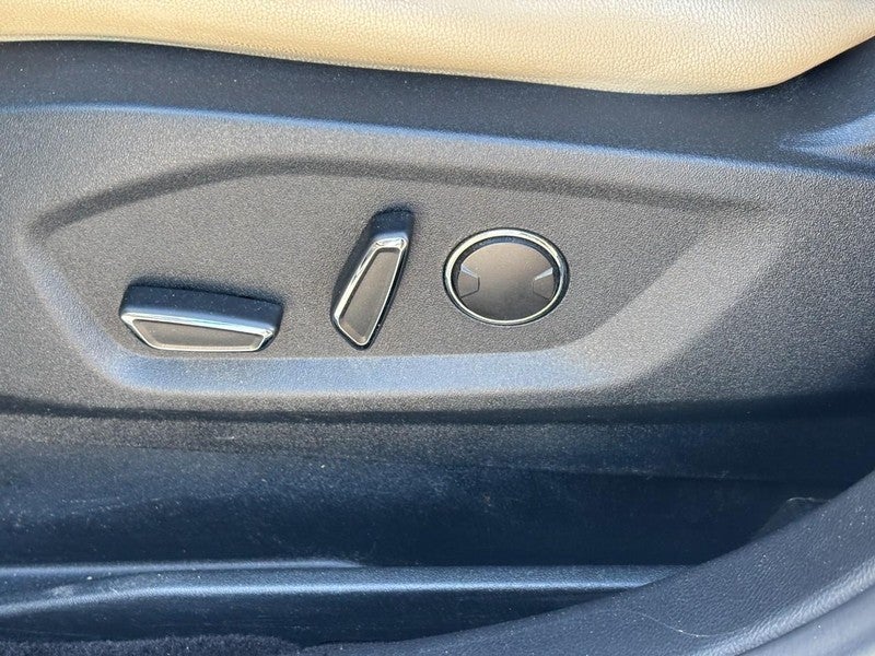 2016 Ford Edge 4dr SEL FWD