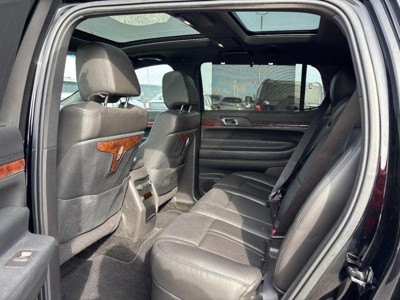 2018 Lincoln MKT 3.7L AWD w/Livery Pkg