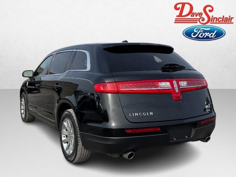 2018 Lincoln MKT 3.7L AWD w/Livery Pkg