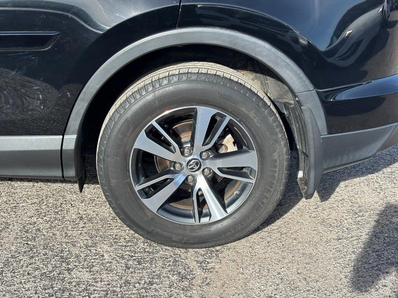 2016 Toyota RAV4 FWD 4dr XLE (Natl)