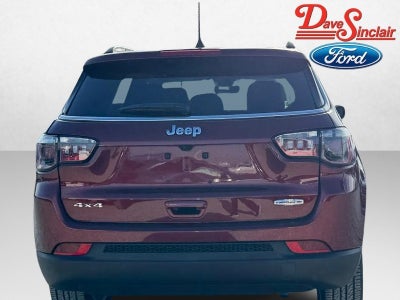 2022 Jeep Compass Latitude Lux