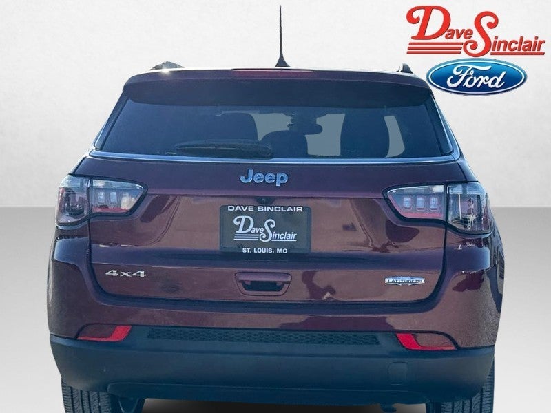 2022 Jeep Compass Latitude Lux