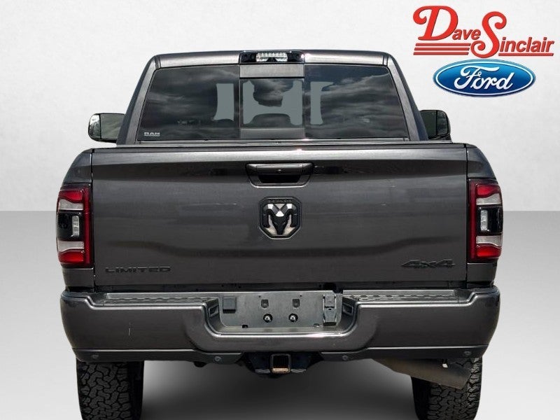 2022 RAM 3500 Limited 4x4 Crew Cab 6'4" Box