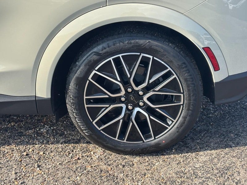 2025 Ford Mustang Mach-E Premium AWD