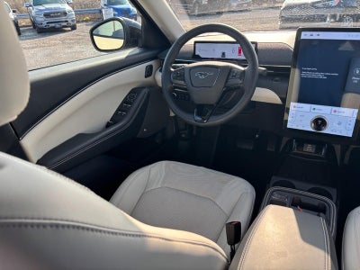 2025 Ford Mustang Mach-E Premium AWD