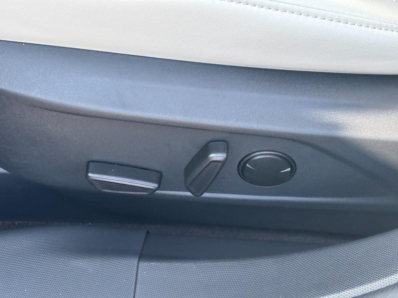 2025 Ford Mustang Mach-E Premium AWD