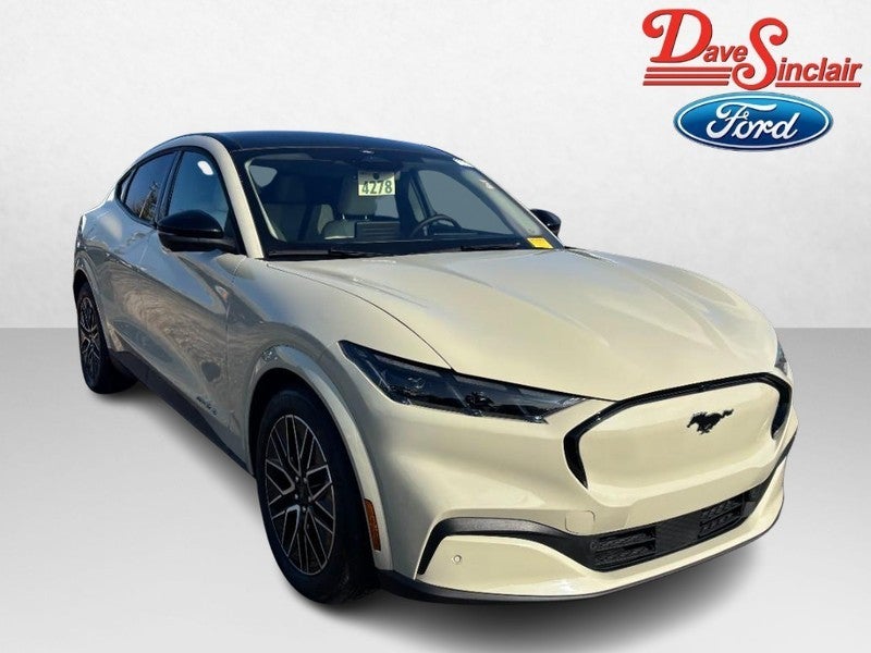 2025 Ford Mustang Mach-E Premium AWD