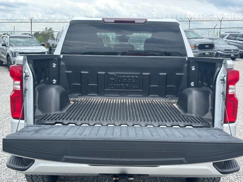 2021 Chevrolet Silverado 1500 4WD Crew Cab 147" Custom