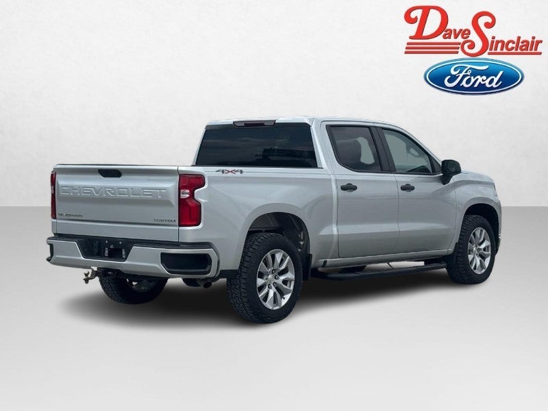 2021 Chevrolet Silverado 1500 4WD Crew Cab 147" Custom