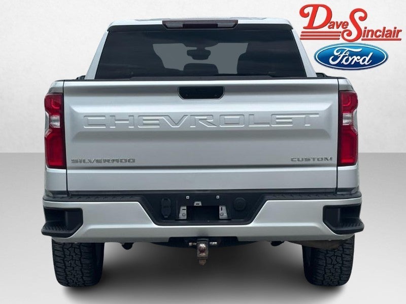2021 Chevrolet Silverado 1500 4WD Crew Cab 147" Custom