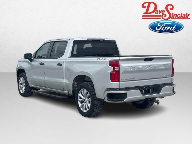 2021 Chevrolet Silverado 1500 4WD Crew Cab 147" Custom
