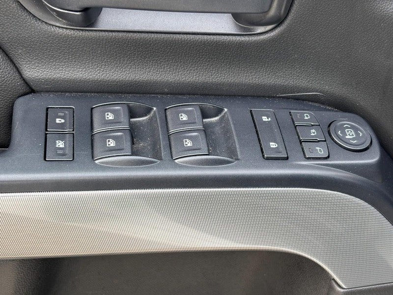 2018 Chevrolet Silverado 1500 4WD Crew Cab 143.5" LTZ w/2LZ