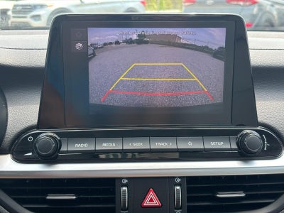 2023 Kia Forte LXS IVT