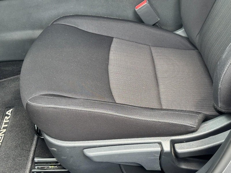 2020 Nissan Sentra SV CVT