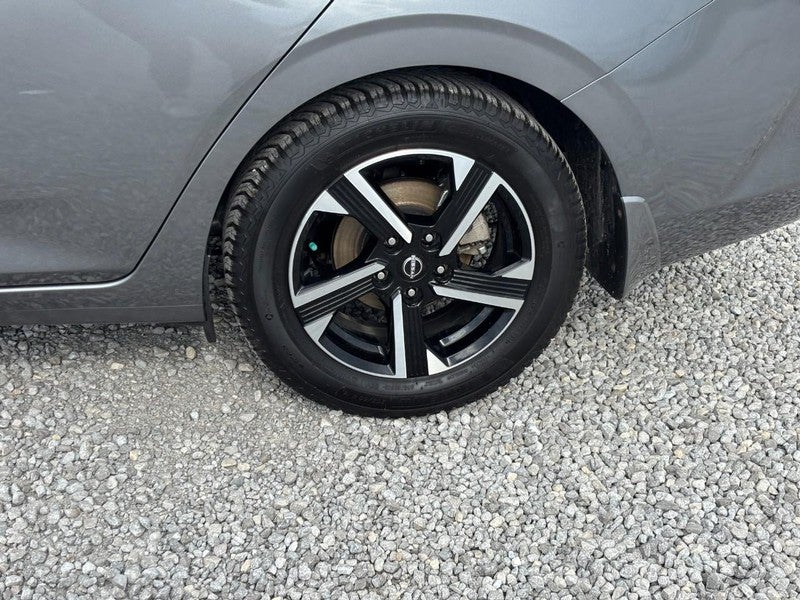 2024 Nissan Sentra SV CVT