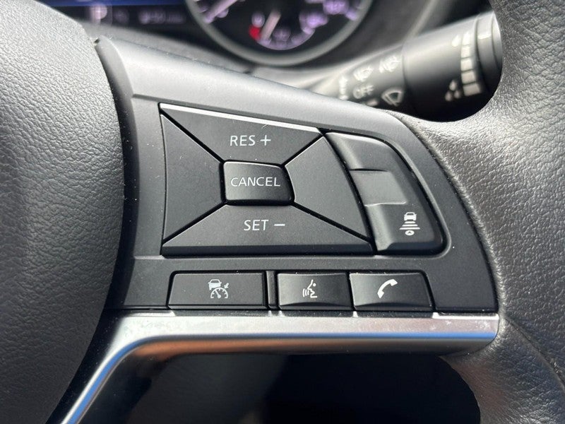 2024 Nissan Sentra SV CVT