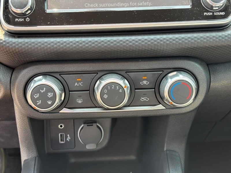 2025 Nissan Kicks Play S FWD