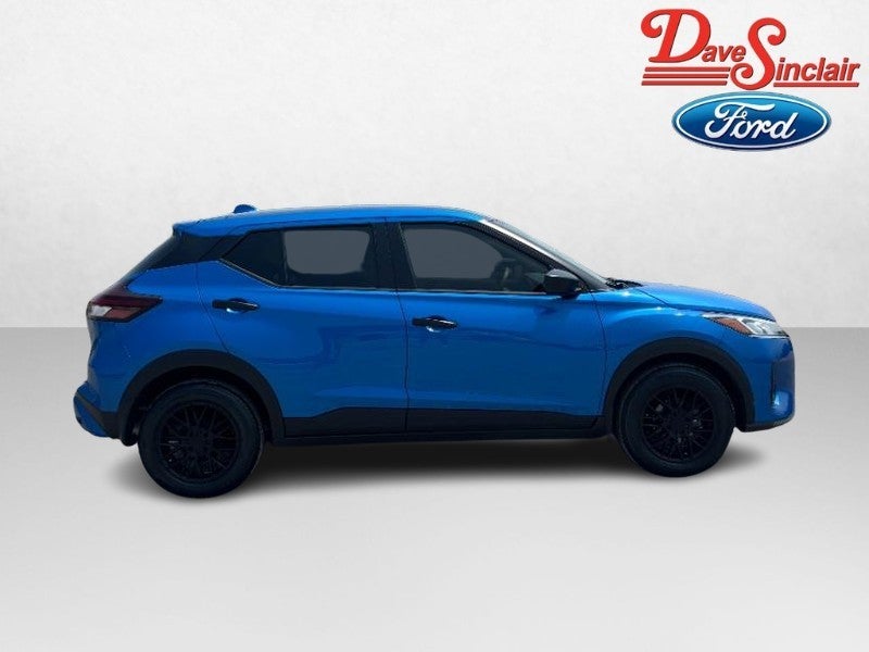 2025 Nissan Kicks Play S FWD