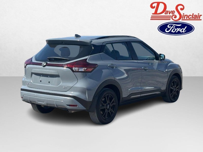 2024 Nissan Kicks SR FWD