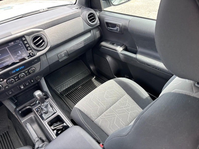 2023 Toyota Tacoma 4WD SR Double Cab 5' Bed V6 AT (Natl)