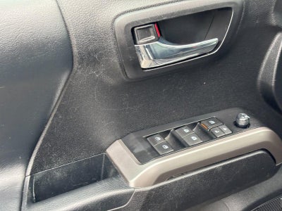 2022 Toyota Tacoma 4WD Limited Double Cab 5' Bed V6 AT (Natl)