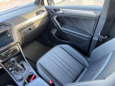 2022 Volkswagen Tiguan 2.0T SE R-Line Black 4MOTION