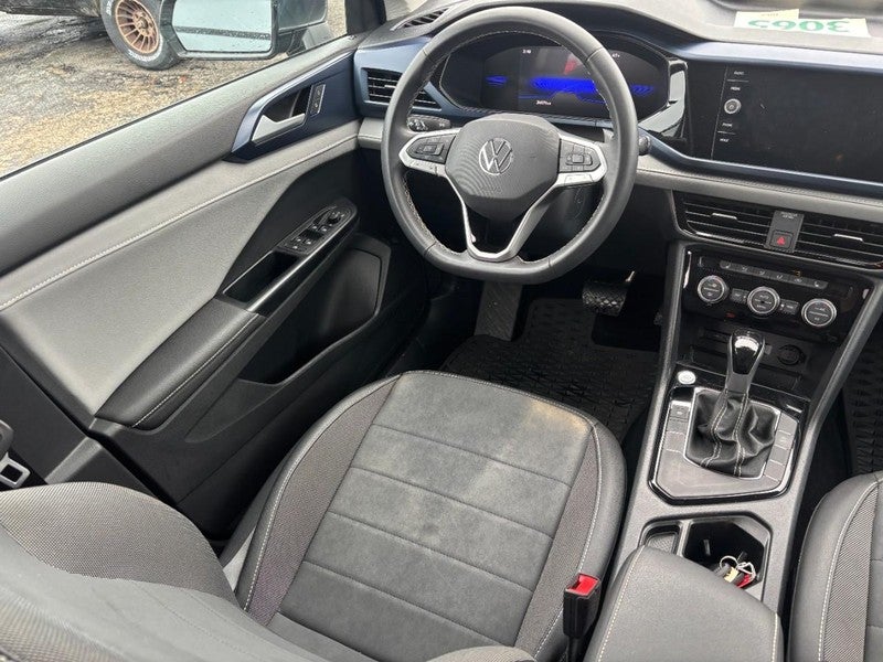 2024 Volkswagen Taos SE FWD