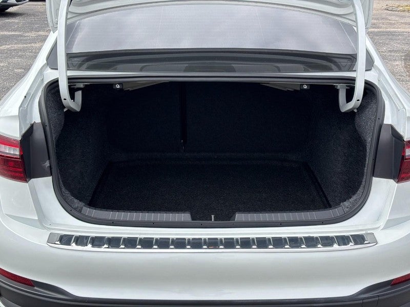 2025 Volkswagen Jetta SE Auto