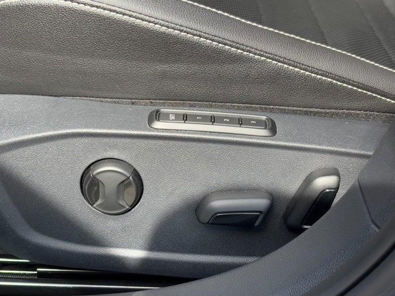 2023 Volkswagen Jetta SEL Auto