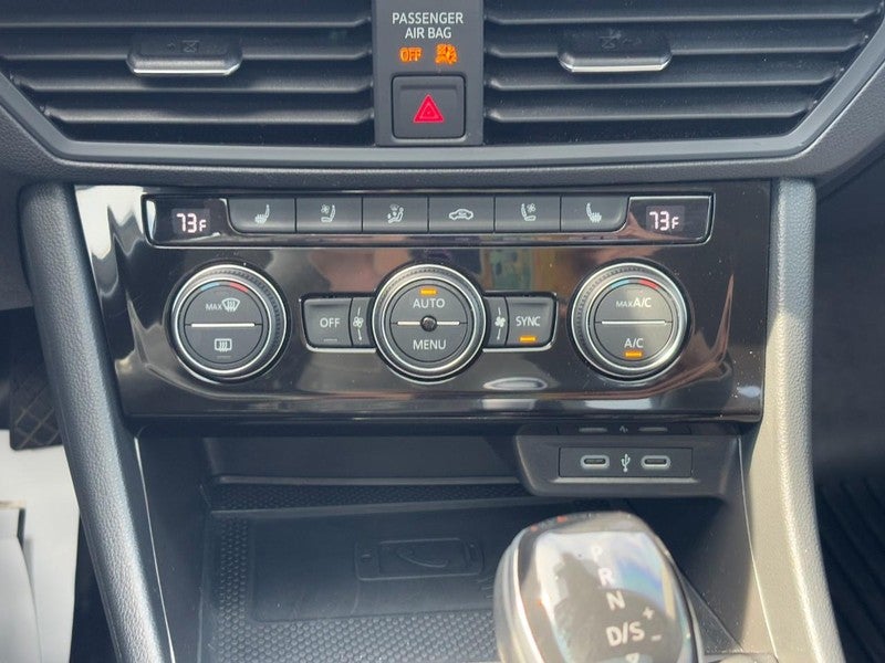 2023 Volkswagen Jetta SEL Auto