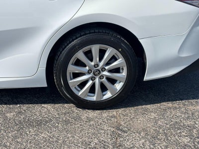 2019 Toyota Camry LE Auto (Natl)
