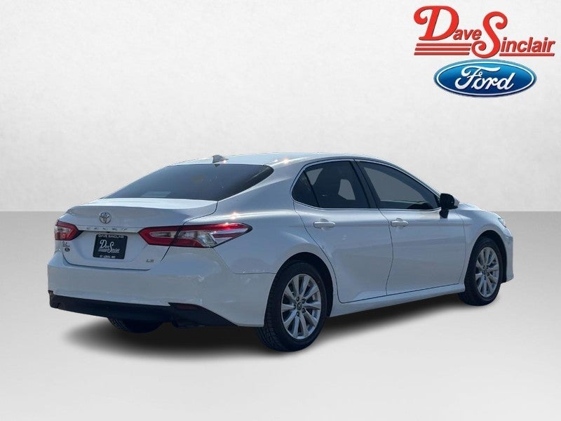 2019 Toyota Camry LE Auto (Natl)