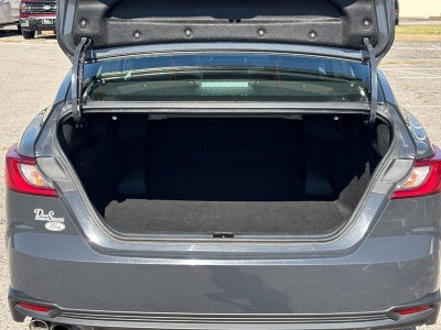 2025 Toyota Camry SE (Natl)