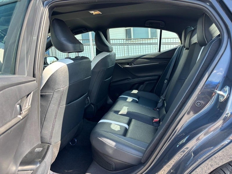 2025 Toyota Camry SE (Natl)