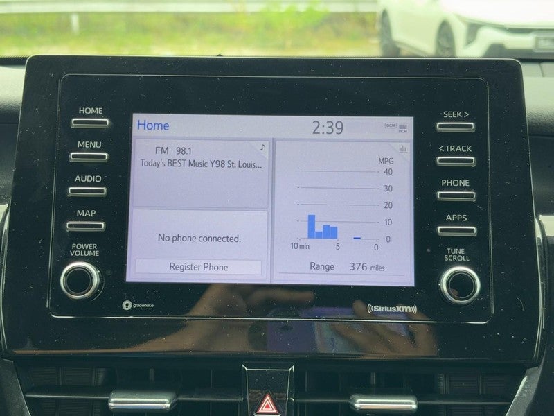 2023 Toyota Camry SE Auto (Natl)