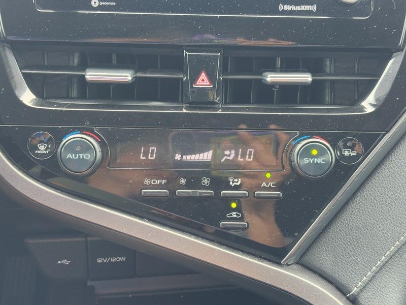 2023 Toyota Camry SE Auto (Natl)