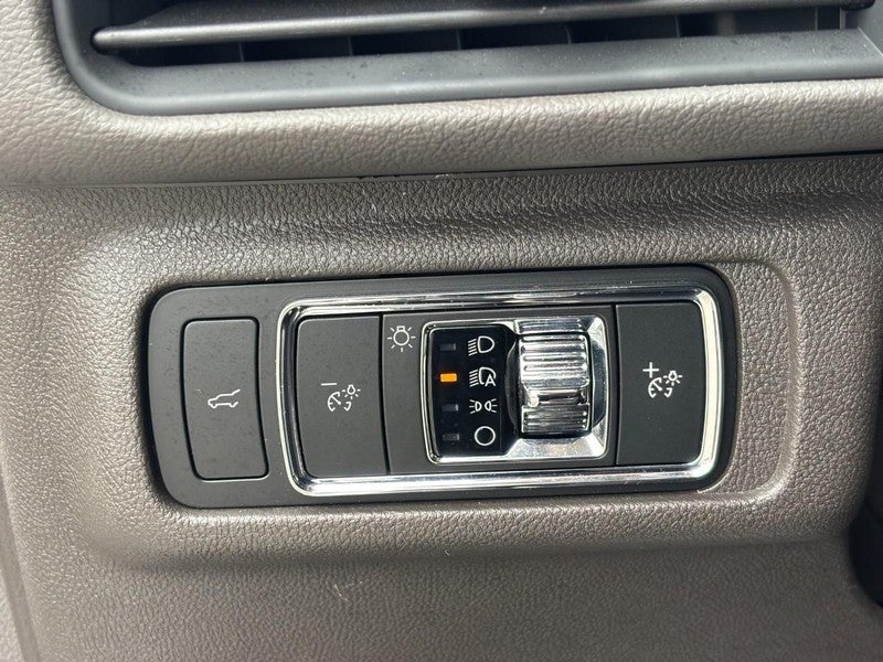 2022 Lincoln Corsair Standard FWD