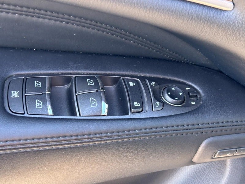 2015 INFINITI QX60 AWD 4dr