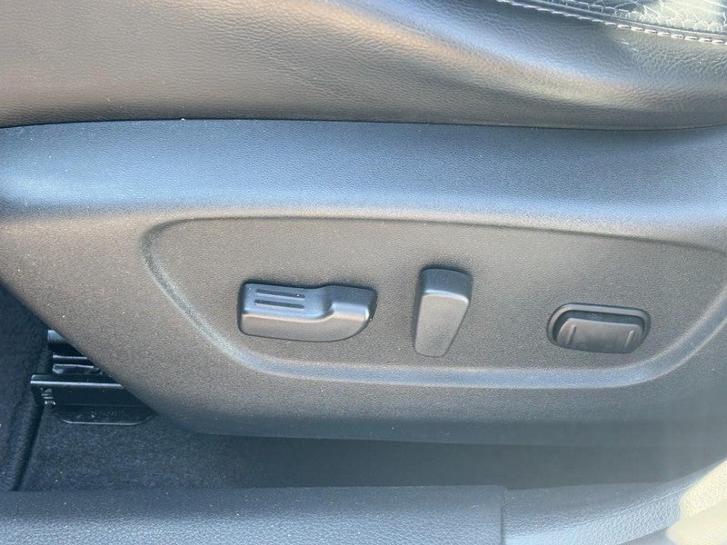 2015 Nissan Rogue AWD 4dr SL