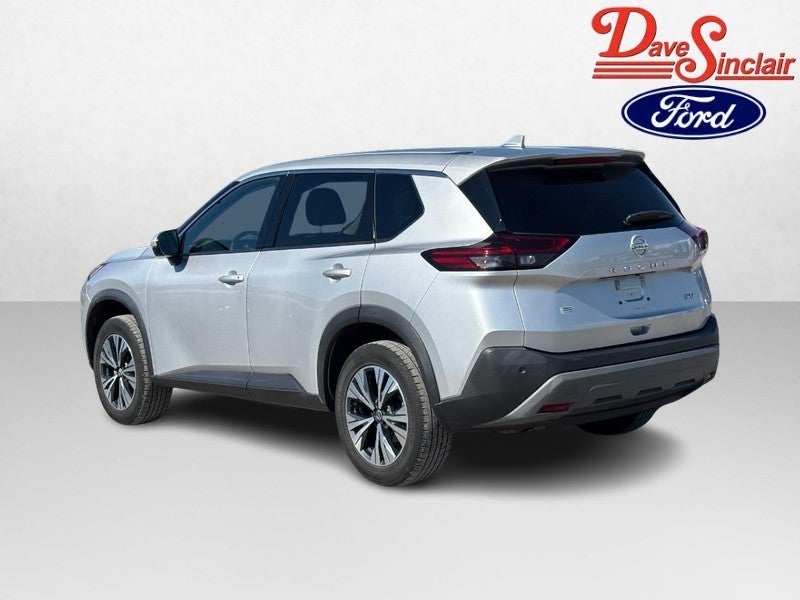 2021 Nissan Rogue FWD SV