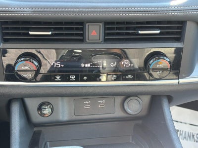 2024 Nissan Rogue FWD SV